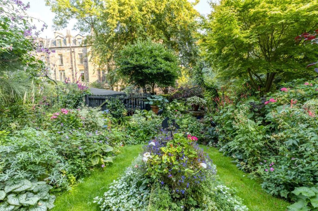 גלאזגו Beautiful Double Room In Idyllic West End Townhouse מראה חיצוני תמונה