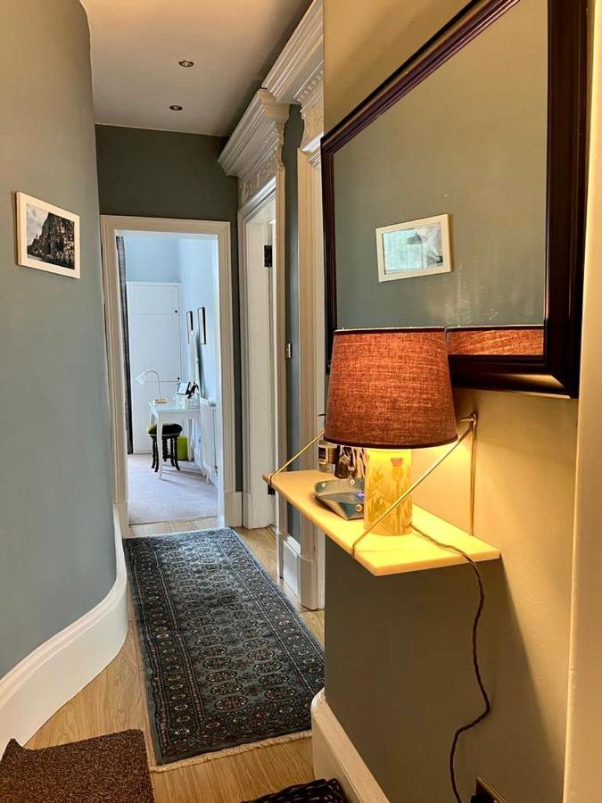 גלאזגו Beautiful Double Room In Idyllic West End Townhouse מראה חיצוני תמונה